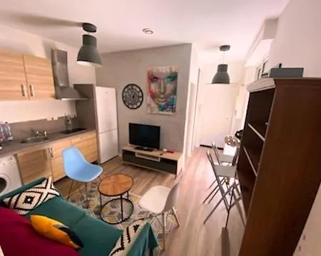Paradis דירה